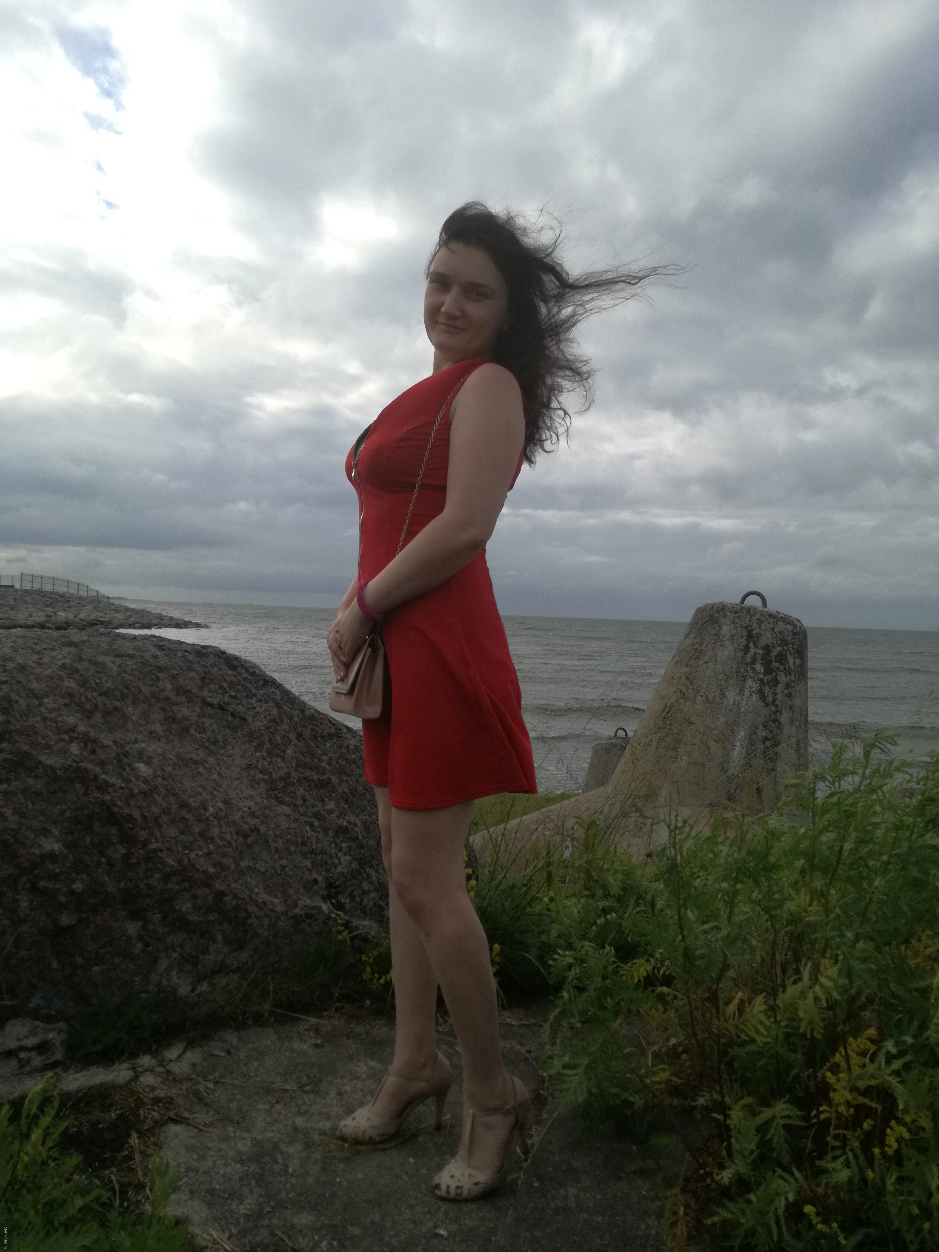 Woman Gives Blowjob in Car: Amateur Porn Photo