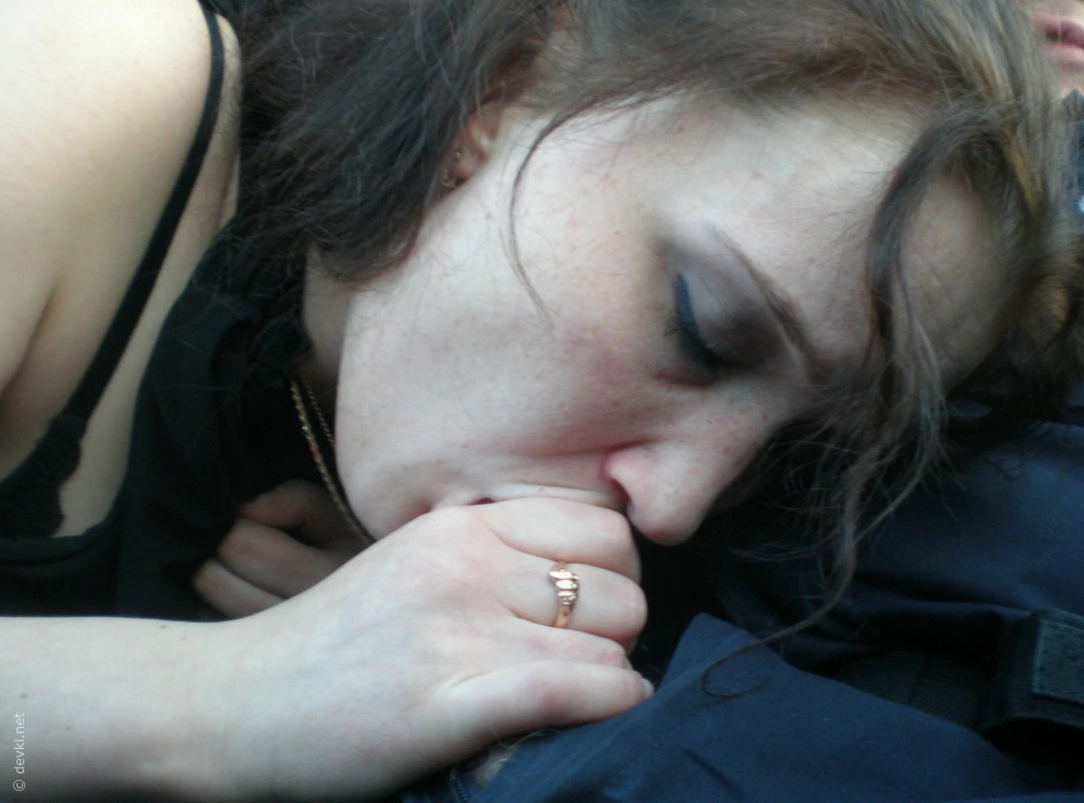 Amateur Babe Poses in Stockings with No Panties and Gives Blowjob