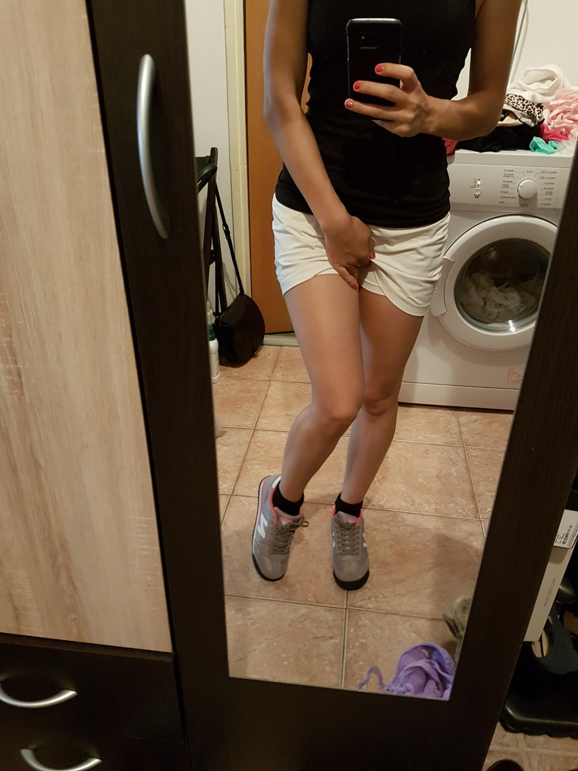 Seductive Mirror Selfie: Amateur Poses, Charming Figure Display