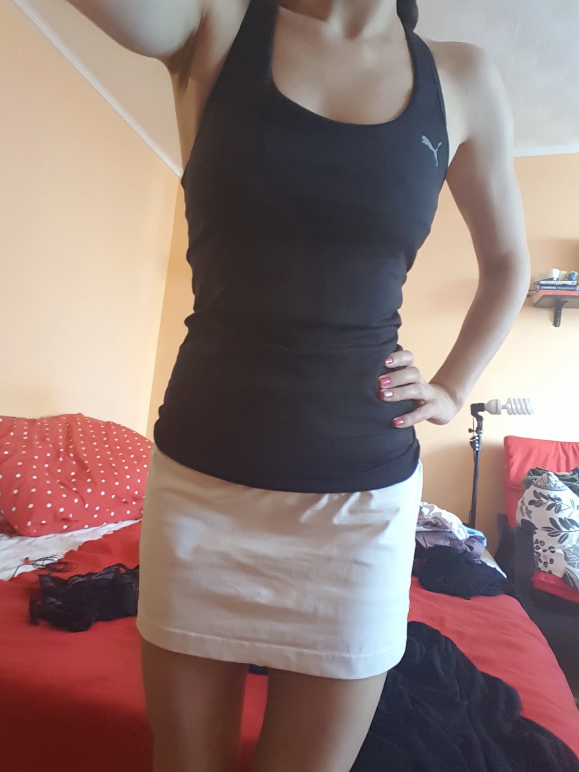 Seductive Mirror Selfie: Amateur Poses, Charming Figure Display