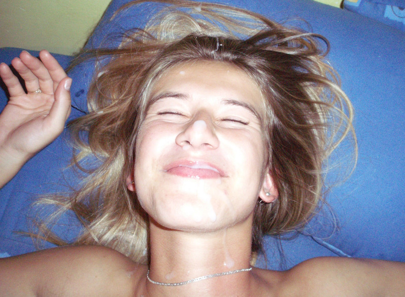 Sexy Demon Babe Shows Off Her Body and Sex Skills in Amateur Porn