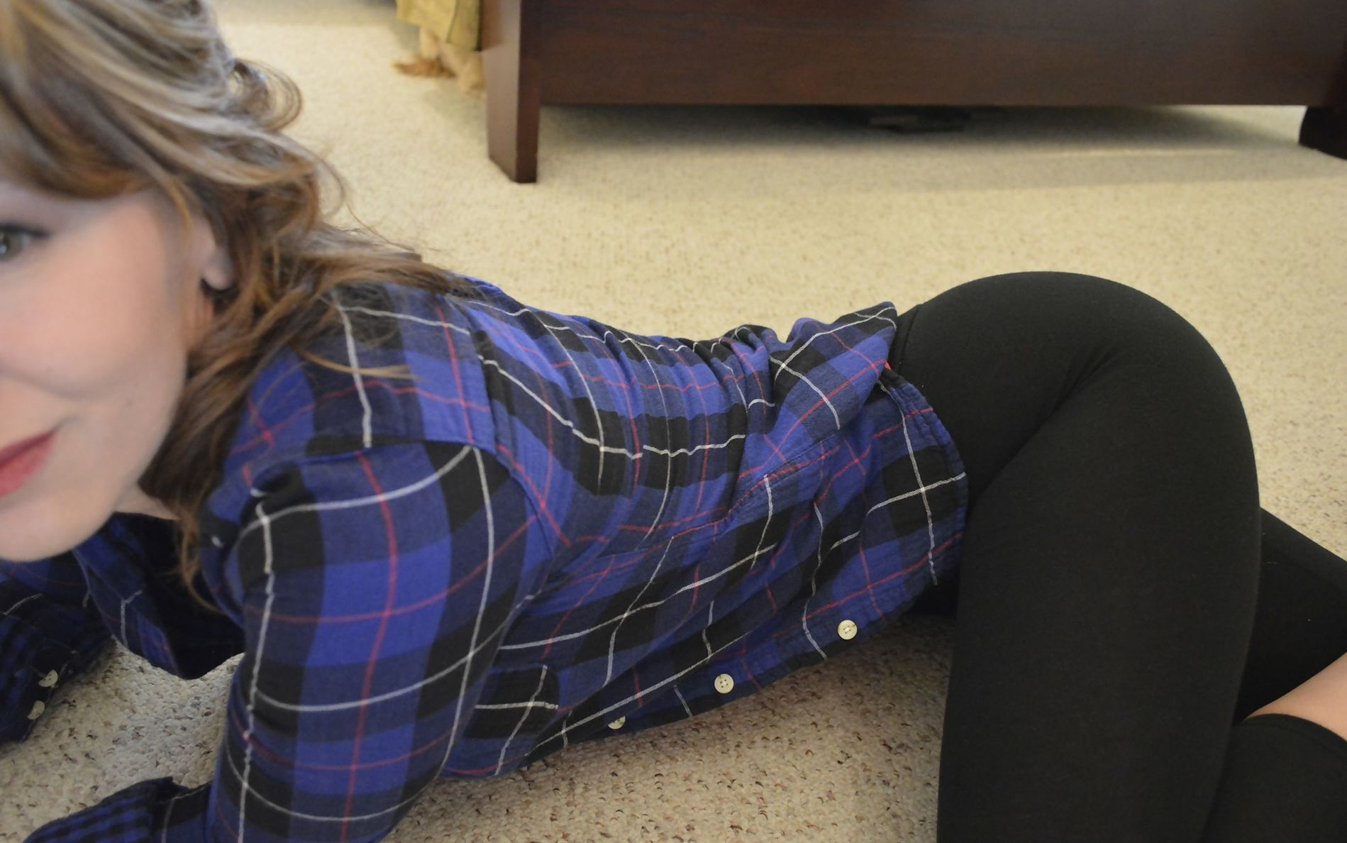 Shy Cutie Explicitly Shows Off Body