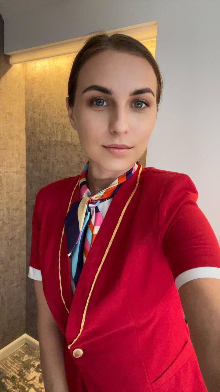 Sexy Stewardess Strips Nude Between Flights