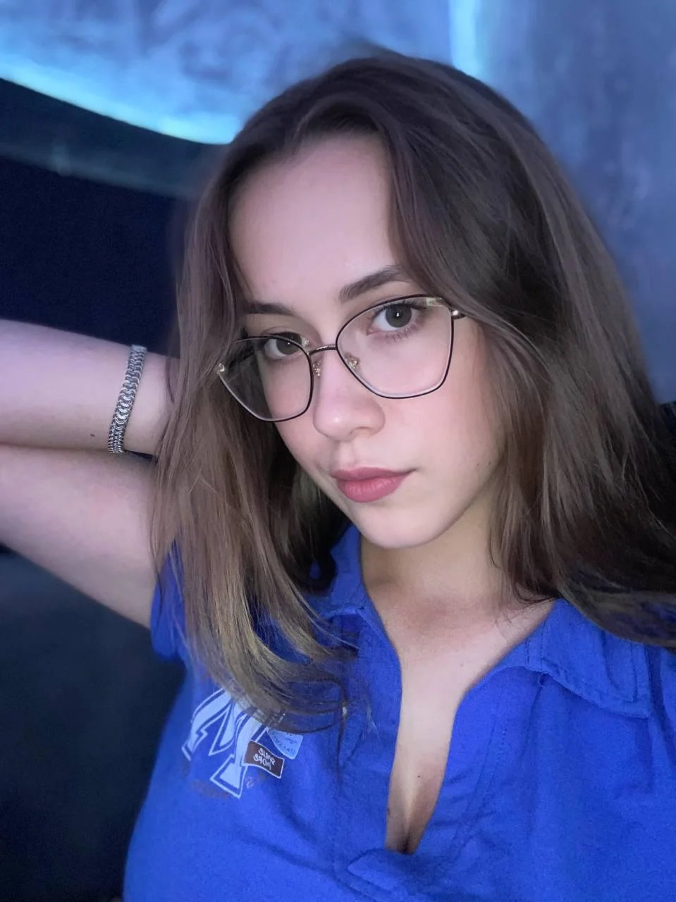 Hot Girl's Naked Selfies: Big Tits and Pussy Exposed